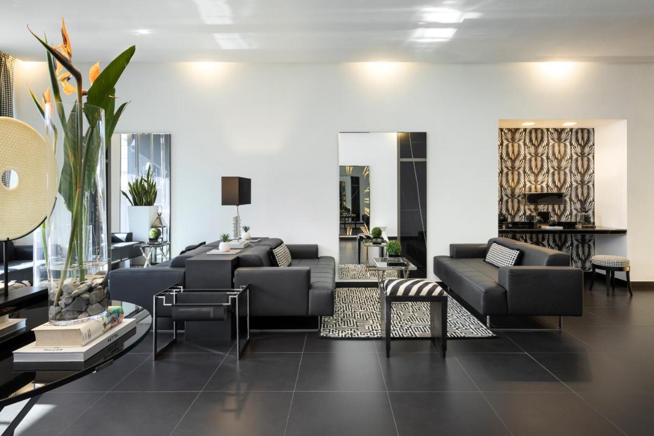 LHP Napoli Palace&SPA Esterno foto Interior of a private house in Munich, Germany