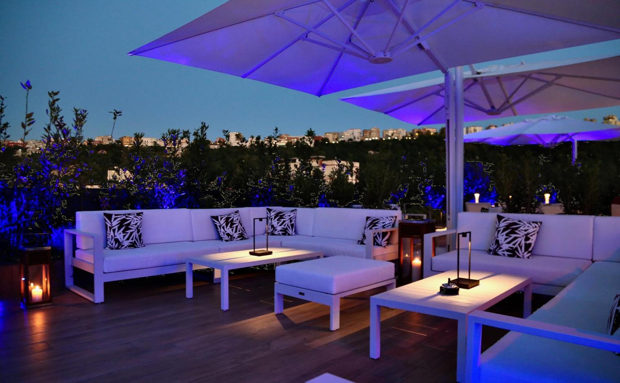 LHP Napoli Palace&SPA Esterno foto The Sky Bar